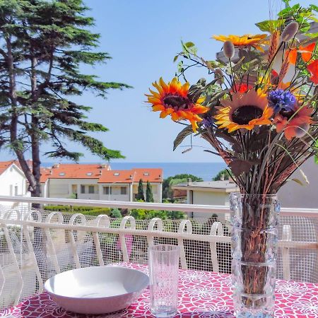 H11 Terrazzo Al Mare - Riva Ligure - Spiagge Apartment Exterior photo